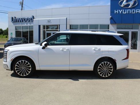 New 2026 Hyundai Palisade Calligraphy AWD/4WD image 2