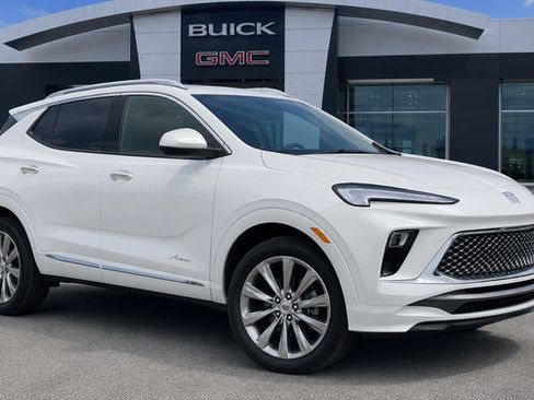 Used 2024 Buick Encore GX Avenir w/ Avenir Technology Package FWD image 3