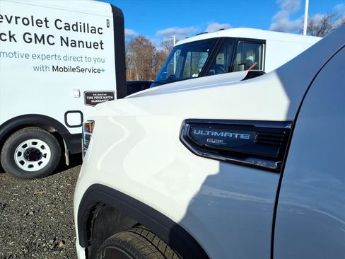 Certified 2025 GMC Sierra 1500 Denali Ultimate image 11