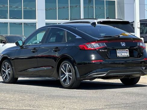 Used 2023 Honda Civic LX image 5