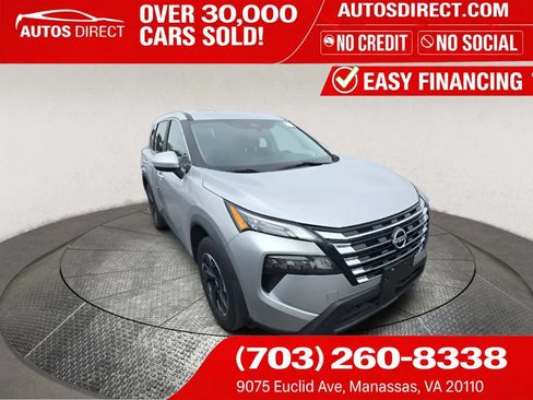 Used 2024 Nissan Rogue SV AWD/4WD image 1