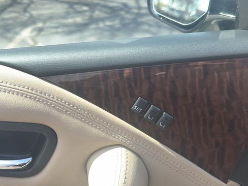 Used 2017 Nissan Armada Platinum w/ Captain Seat Package image 19