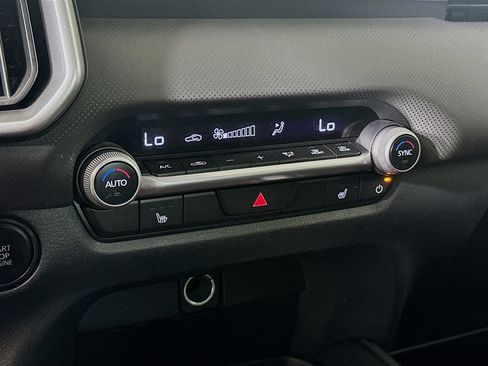 Used 2025 MAZDA CX-50 AWD 2.5 S w/ Premium Package image 24