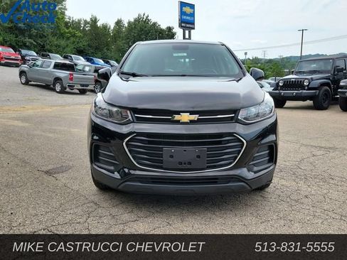Used 2020 Chevrolet Trax LS AWD/4WD image 8