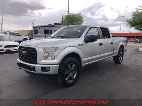 Used 2017 Ford F150 XL w/ Equipment Group 101A Mid AWD/4WD image 4