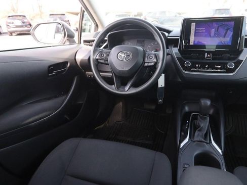 Used 2023 Toyota Corolla LE image 19