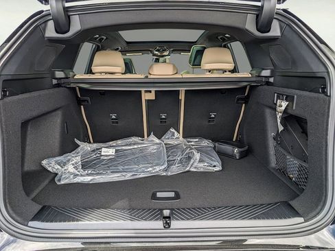 New 2025 BMW X3 xDrive30i w/ Convenience Package image 16