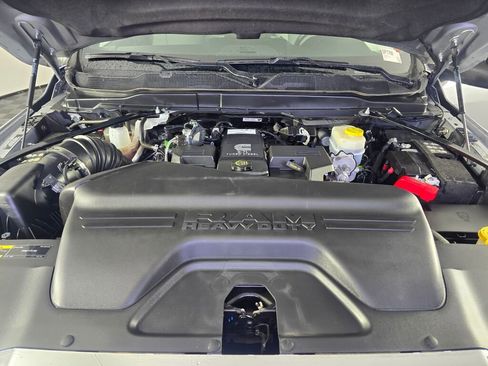 Used 2024 RAM 2500 Big Horn image 10