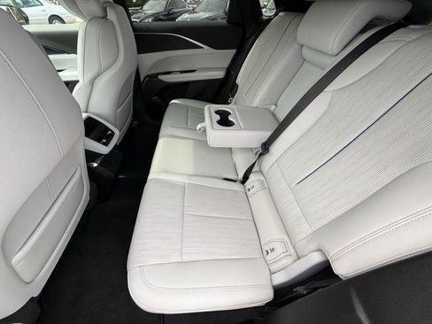 New 2025 Cadillac Lyriq Luxury image 35