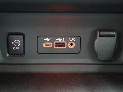 Used 2024 Nissan Sentra SV image 26