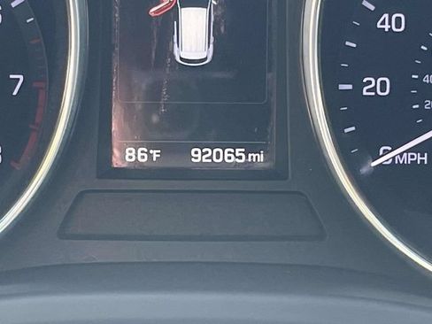 Used 2017 Hyundai Santa Fe Sport FWD image 27