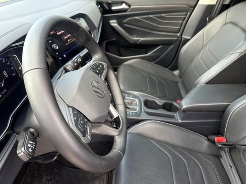 Used 2024 Volkswagen Jetta SEL FWD image 17