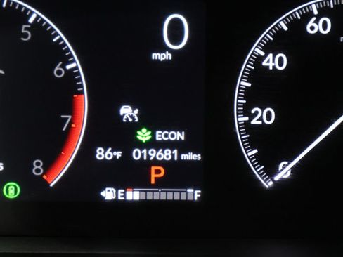 Used 2025 Honda Pilot EX-L image 41