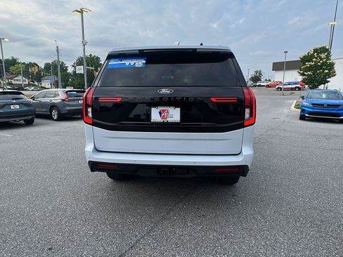 Used 2026 Ford Expedition Tremor AWD/4WD image 5