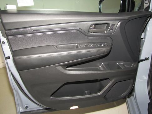 Certified 2024 Honda Odyssey Sport image 11