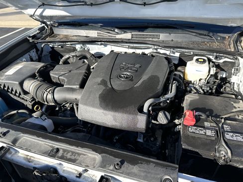 Used 2023 Toyota Tacoma TRD Pro image 33