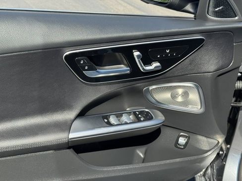 New 2025 Mercedes-Benz C 300 Sedan image 8