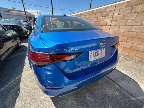 Used 2025 Nissan Sentra SV FWD image 12