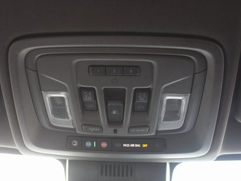 Used 2023 GMC Sierra 1500 Denali w/ Denali Reserve Package image 44