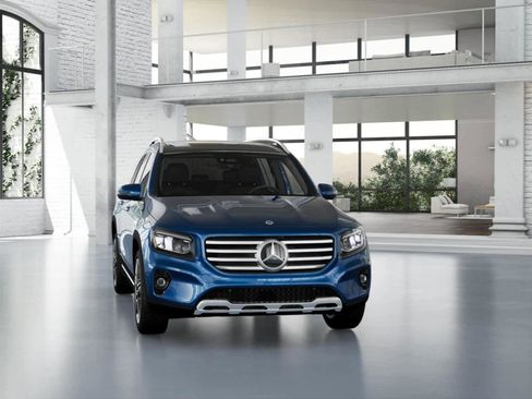 New 2026 Mercedes-Benz GLB 250 image 8