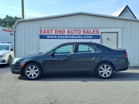 Used 2010 Mercury Milan Premier FWD image 2