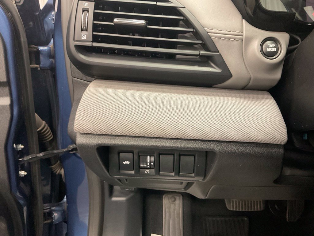 Used 2020 Subaru Legacy Premium AWD/4WD image 21