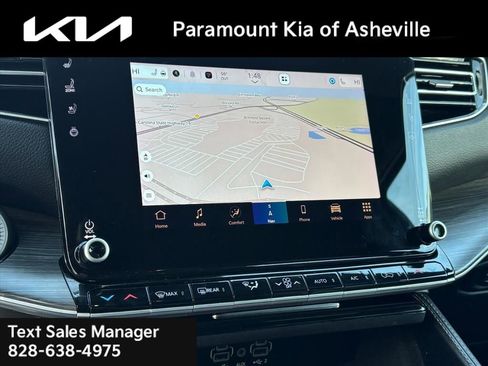 Used 2024 Jeep Wagoneer Series II image 9