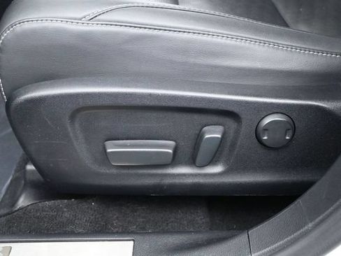 Used 2022 Lexus RX 350L Premium w/ Premium Package AWD/4WD image 20