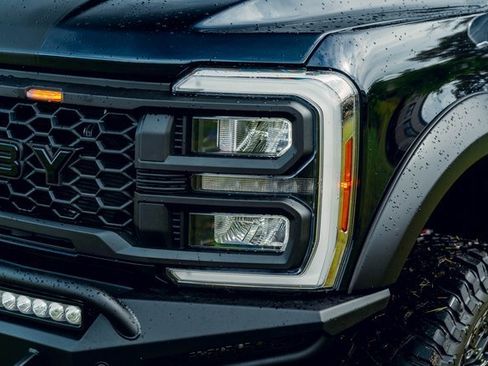 New 2025 Ford F250 Lariat w/ Lariat Ultimate Package image 4