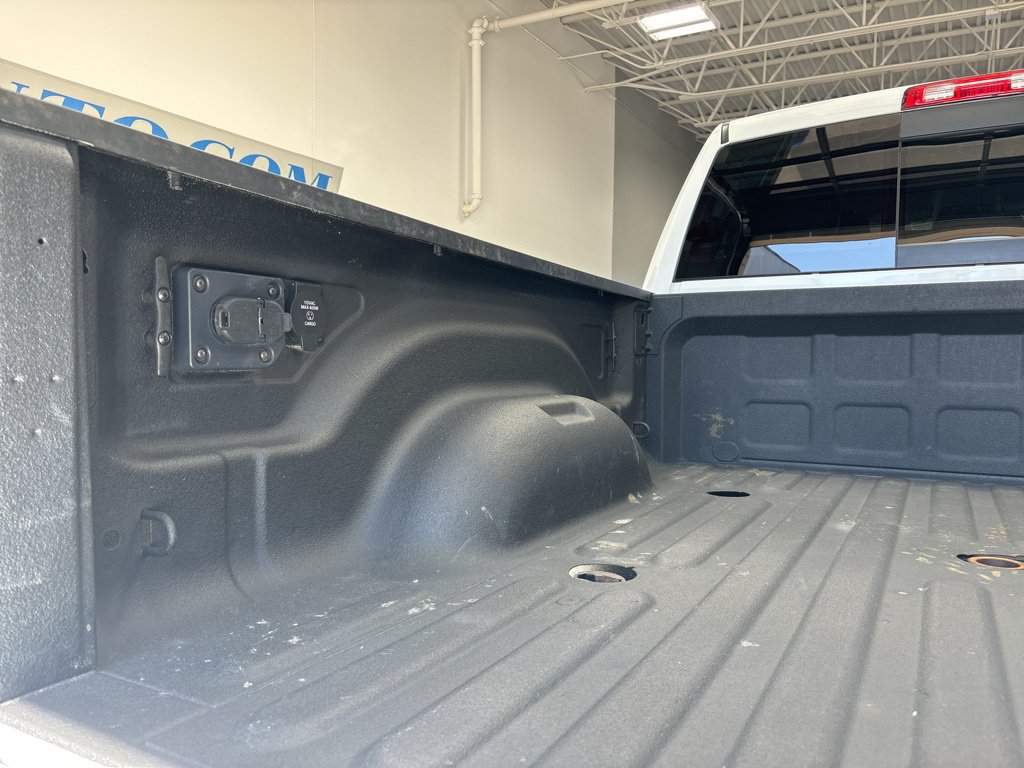 Used 2024 RAM 2500 Laramie AWD/4WD image 13
