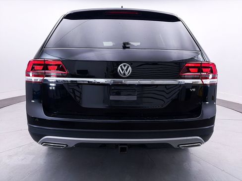 Used 2019 Volkswagen Atlas SE w/ Towing Package FWD image 12