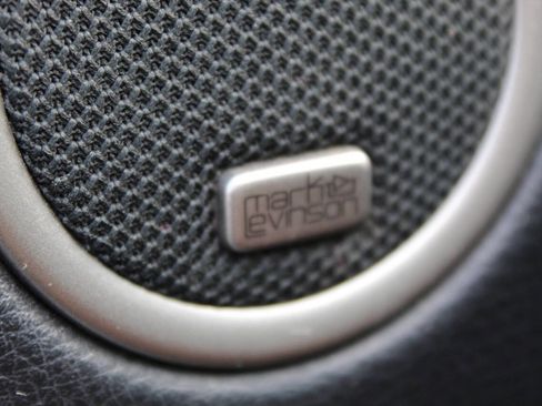 Used 2002 Lexus SC 430 Convertible image 32