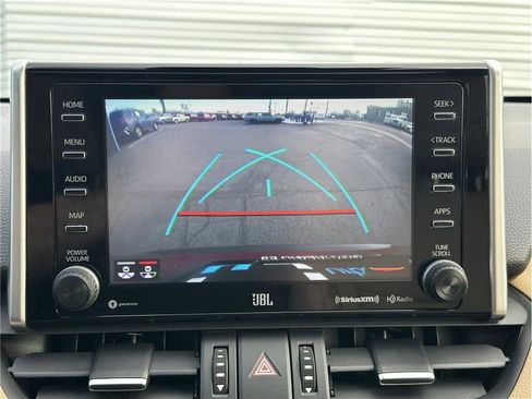 Used 2019 Toyota RAV4 XLE Premium image 25