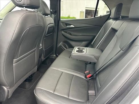 Certified 2022 Buick Encore GX Essence w/ Experience Buick Package FWD image 17
