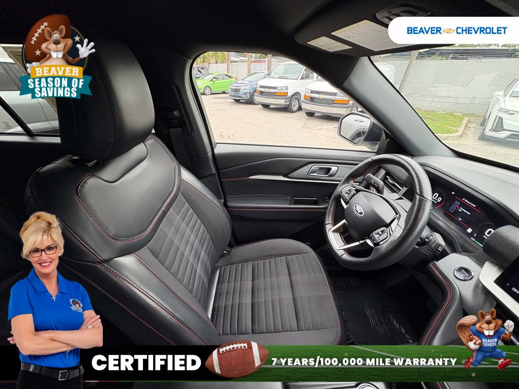 Used 2025 Ford Explorer ST-Line AWD/4WD image 32