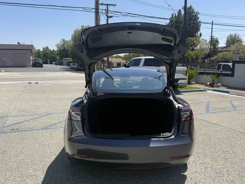 Used 2018 Tesla Model 3 Long Range AWD/4WD image 30
