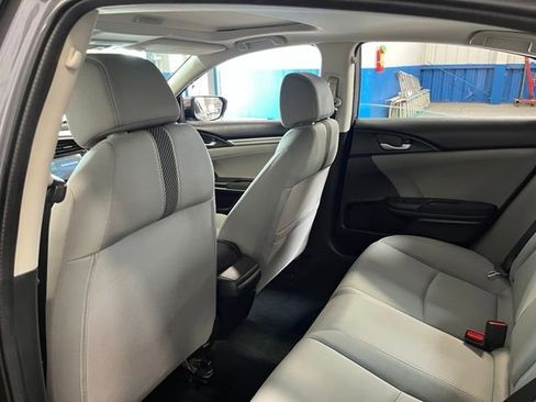 Used 2018 Honda Civic EX image 17