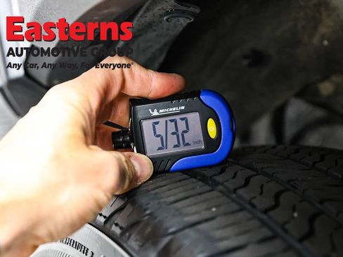 Used 2022 Toyota RAV4 XLE AWD/4WD image 26