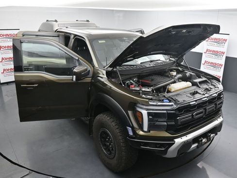 Used 2024 Ford F150 Raptor AWD/4WD image 25