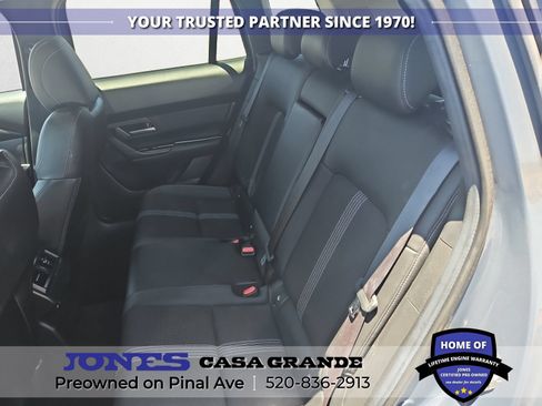 Used 2025 MAZDA CX-50 AWD 2.5 S w/ Premium Package image 12