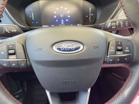 Certified 2025 Ford Escape ST-Line FWD image 14
