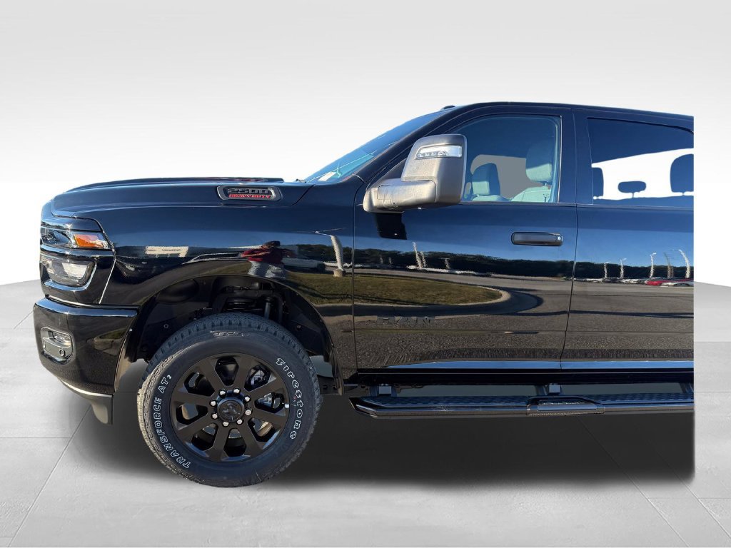 New 2026 RAM 2500 Big Horn AWD/4WD image 25