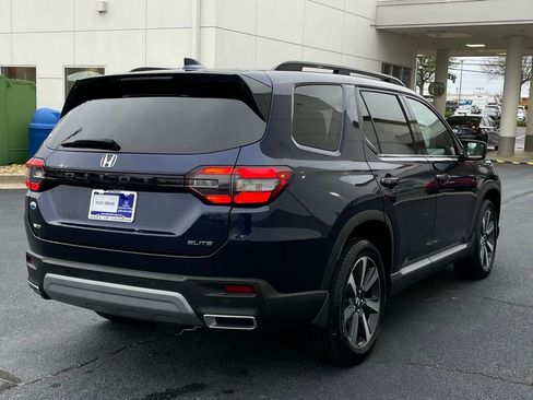 Certified 2023 Honda Pilot Elite image 6