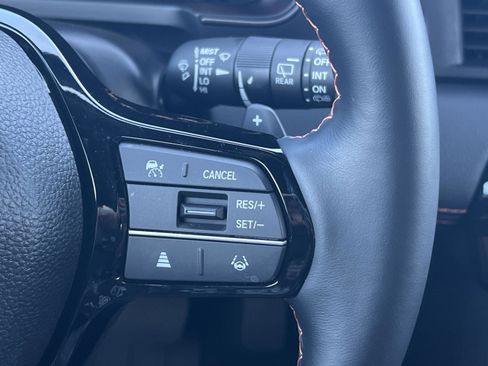 Certified 2025 Honda Pilot TrailSport image 23