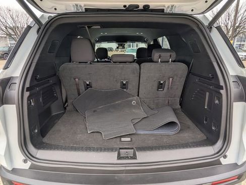 Certified 2024 Chevrolet Traverse LT image 23