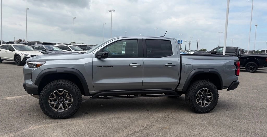 New 2026 Chevrolet Colorado ZR2 w/ Technology Package AWD/4WD image 2