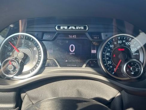 Used 2020 RAM 1500 Big Horn AWD/4WD image 8