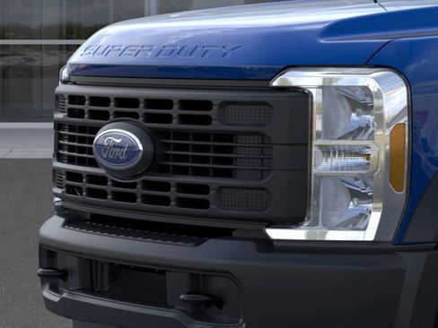 New 2026 Ford F450 XL image 17