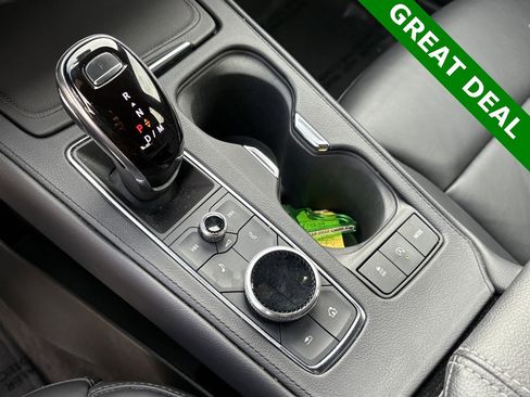 Used 2022 Cadillac XT4 Luxury w/ Cold Weather Package image 20