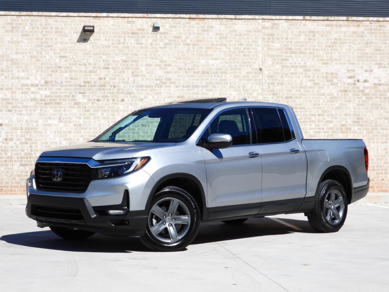 Used 2023 Honda Ridgeline RTL-E image 2